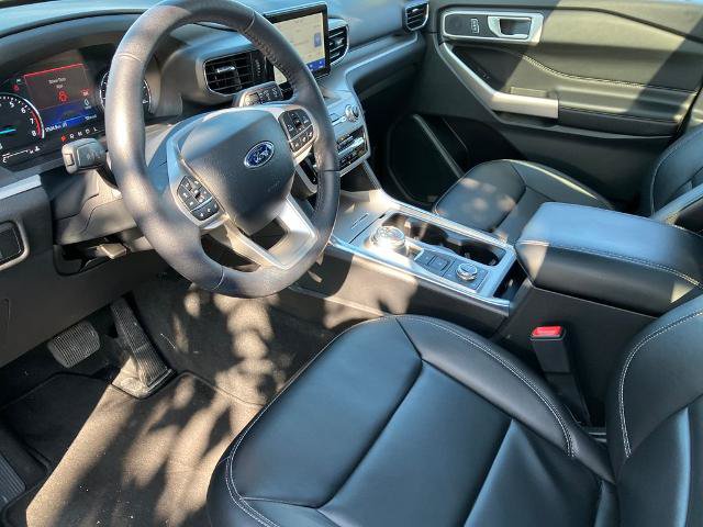 Certified 2024 Ford Explorer XLT w/ Equipment Group 202A AWD/4WD image 25