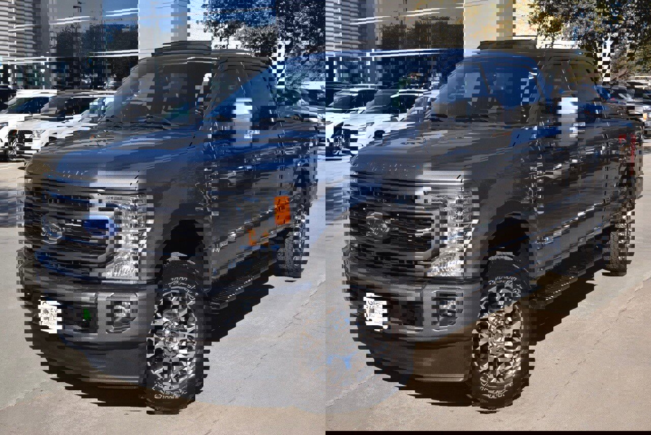 Certified 2022 Ford F250 Lariat w/ Lariat Ultimate Package image 3