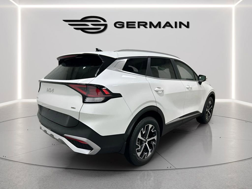 Used 2023 Kia Sportage EX image 5