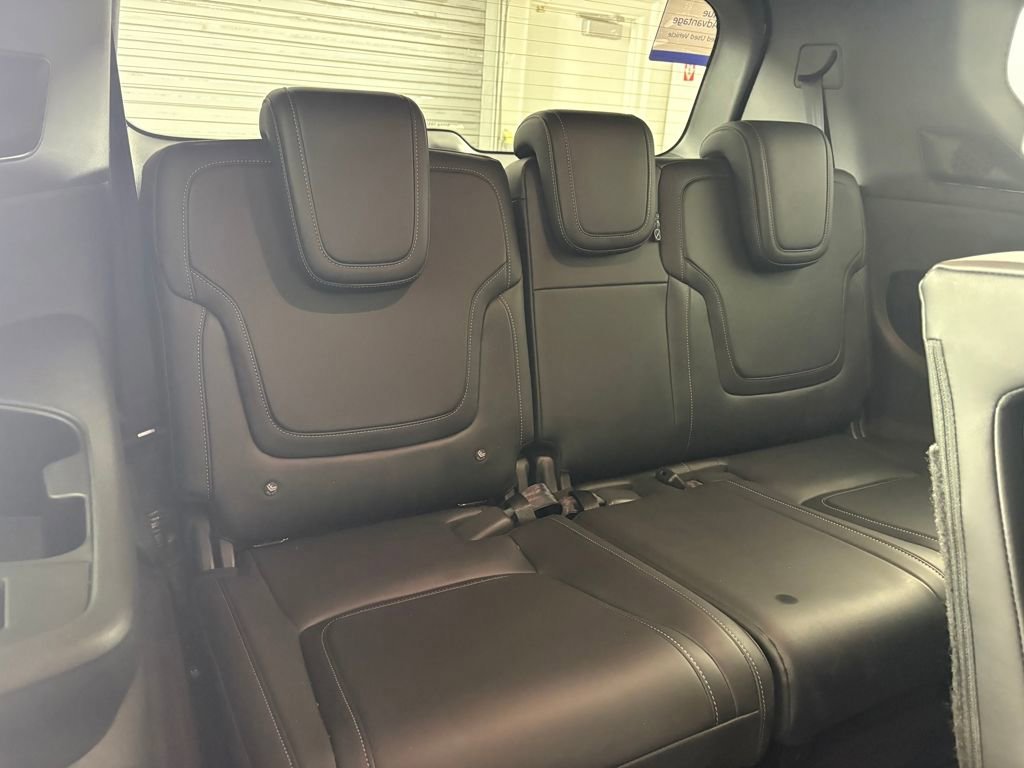 Used 2025 Nissan Armada PRO-4X image 36