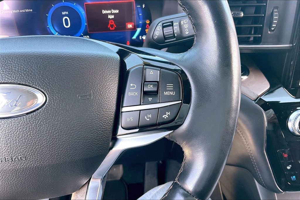 Certified 2023 Ford Explorer Platinum w/ Technology Package image 17