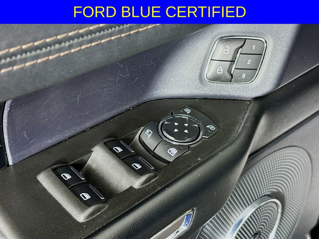 Certified 2020 Ford Expedition Max Platinum image 18