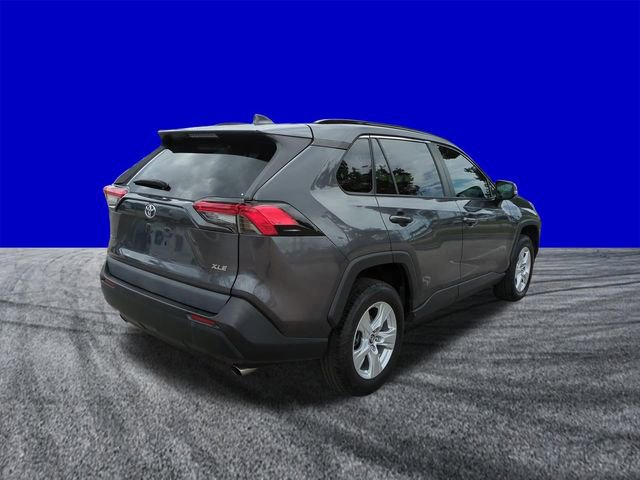 Used 2021 Toyota RAV4 XLE FWD image 4
