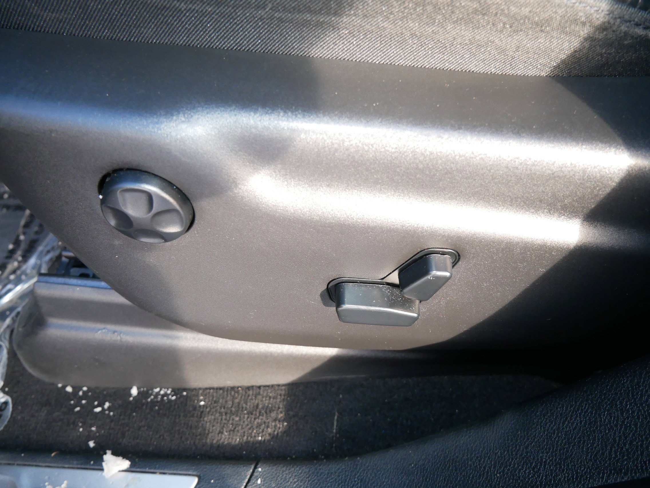 Used 2020 Jeep Grand Cherokee Limited image 19