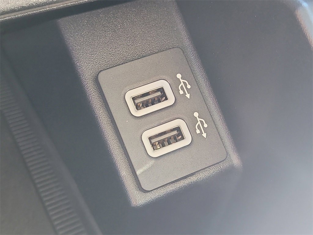 Certified 2020 Ford Edge Titanium image 27