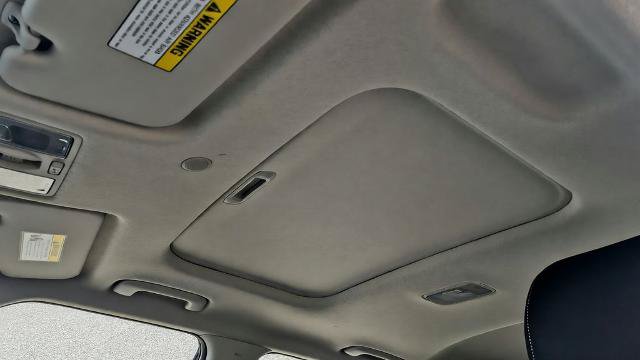 Used 2025 Hyundai Venue SEL FWD image 11