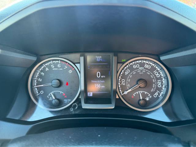 Used 2020 Toyota Tacoma TRD Off-Road AWD/4WD image 18