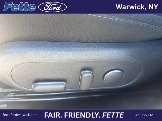 Used 2024 Hyundai Kona SEL AWD/4WD image 16