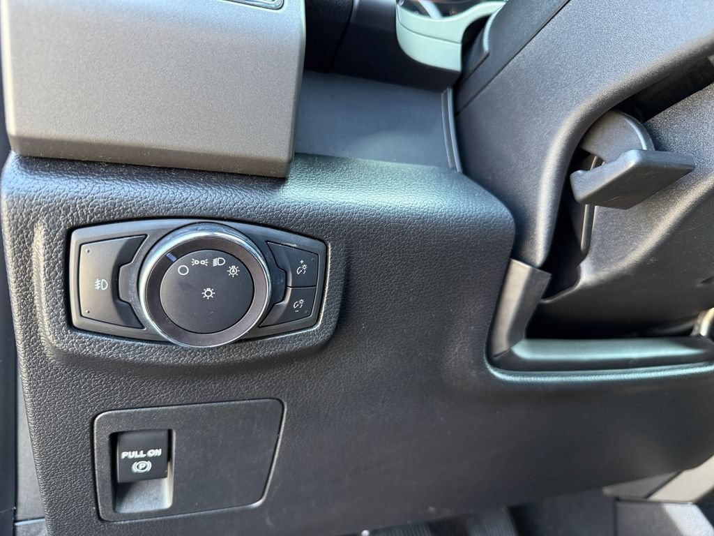 Certified 2019 Ford Expedition XLT w/ Equipment Group 201A AWD/4WD image 19