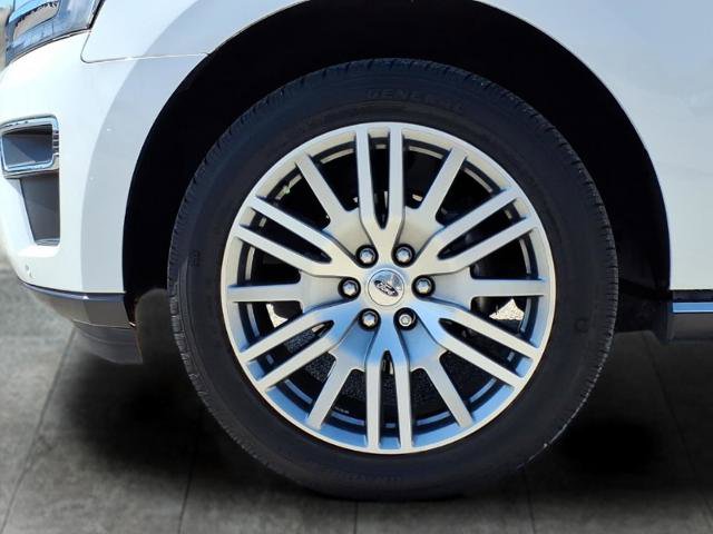Certified 2024 Ford Expedition Limited image 10