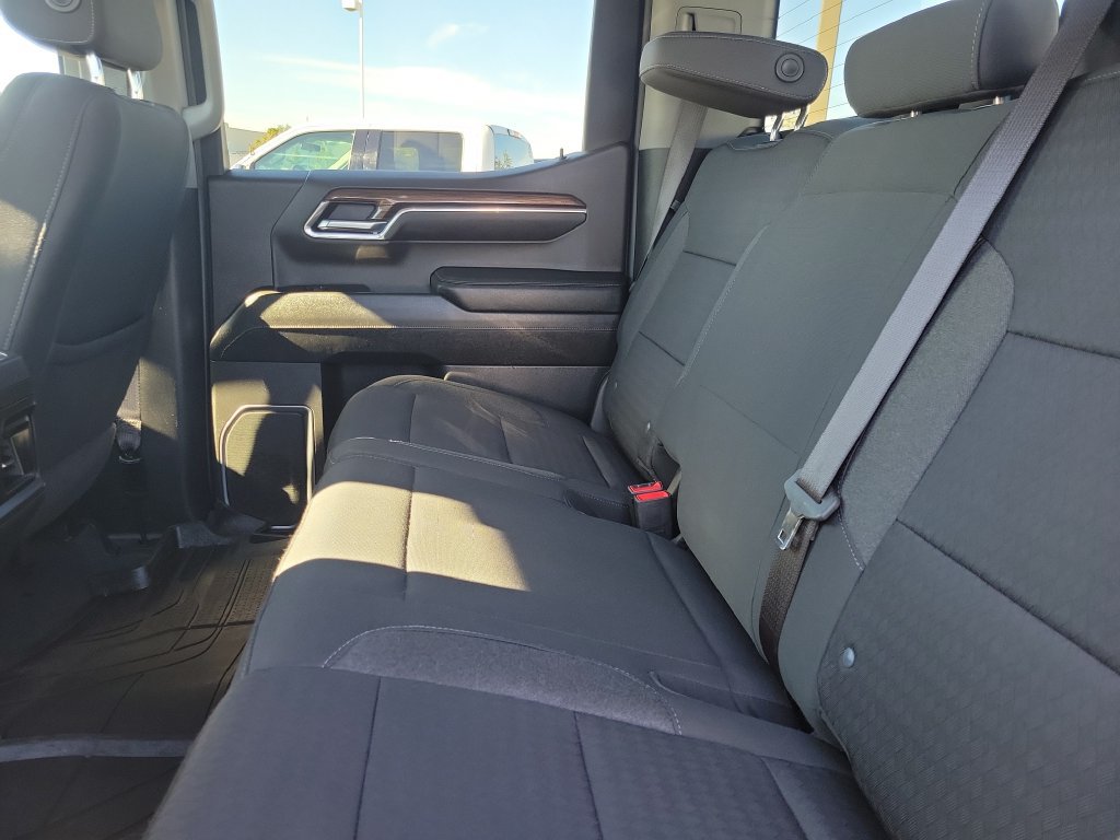 Used 2023 Chevrolet Silverado 1500 RST w/ Max Trailering Package AWD/4WD image 12