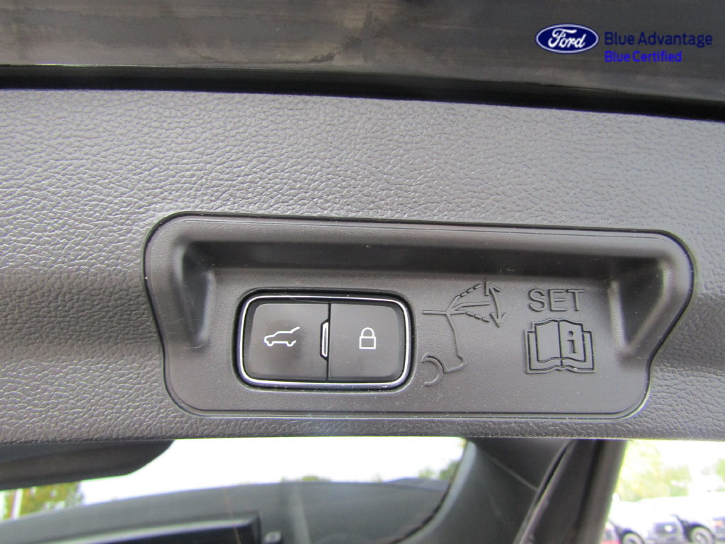 Certified 2021 Ford Explorer Limited w/ Equipment Group 301A AWD/4WD image 15