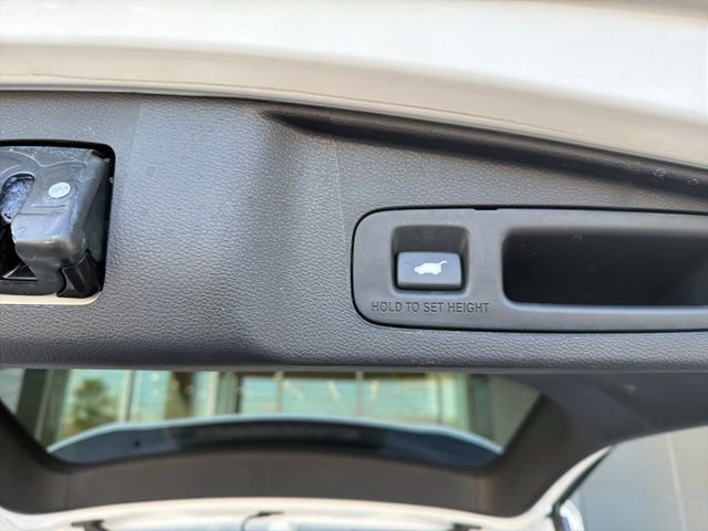 Used 2020 Honda CR-V EX-L image 14