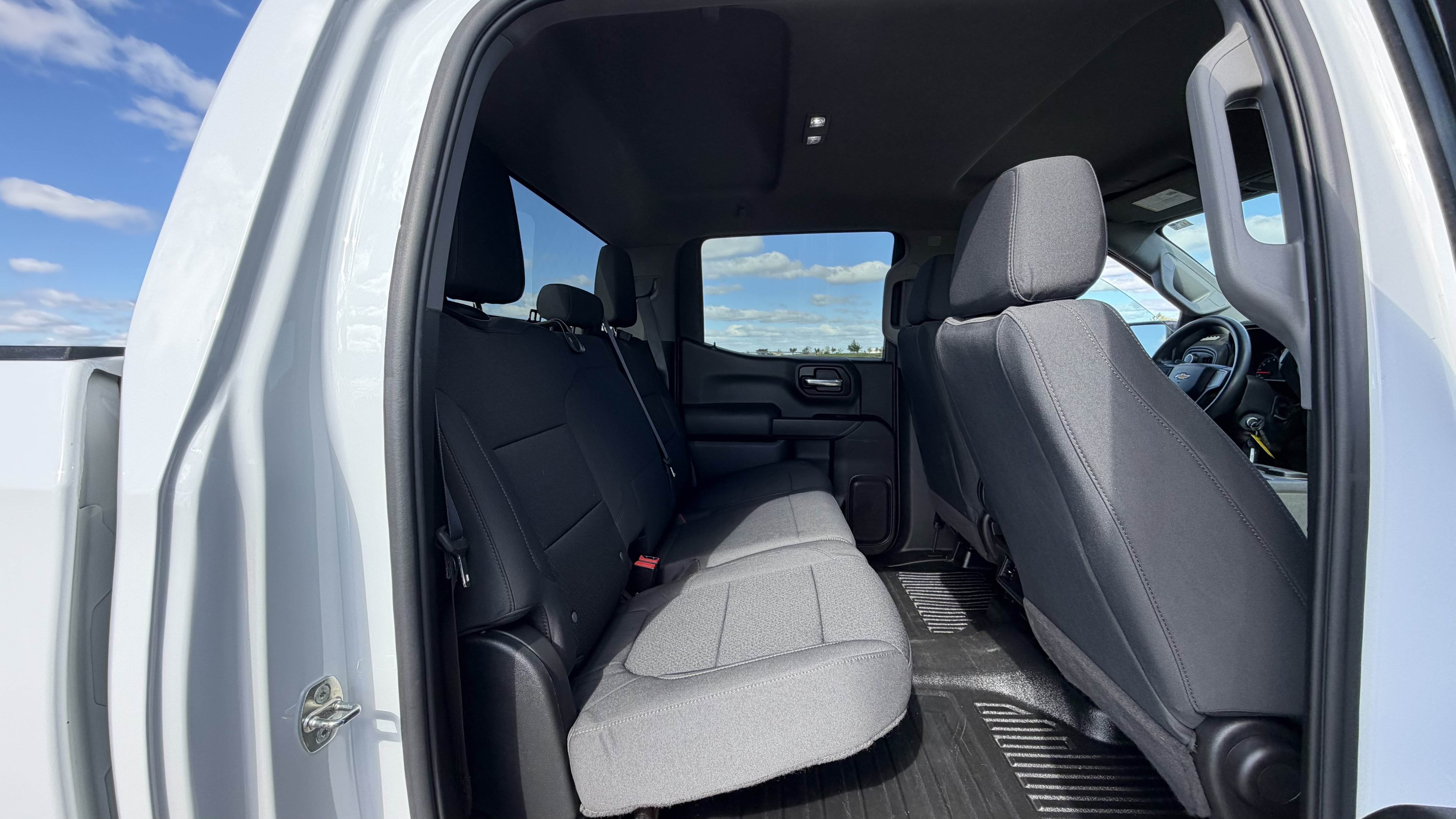 Used 2021 Chevrolet Silverado 1500 W/T w/ WT Fleet Convenience Package AWD/4WD image 19