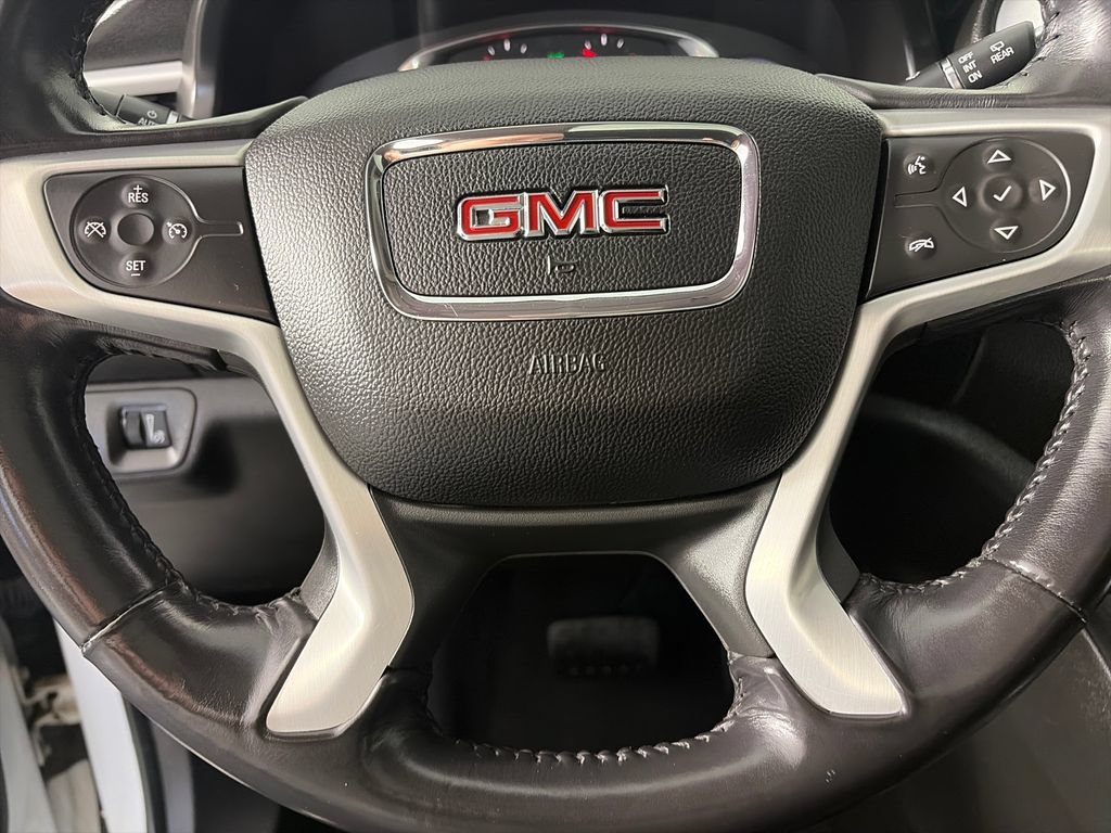 Used 2018 GMC Acadia SLT AWD/4WD image 16
