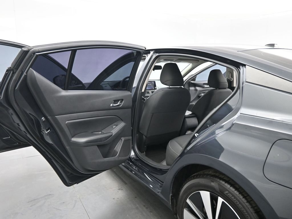 Used 2022 Nissan Altima 2.5 SV image 44