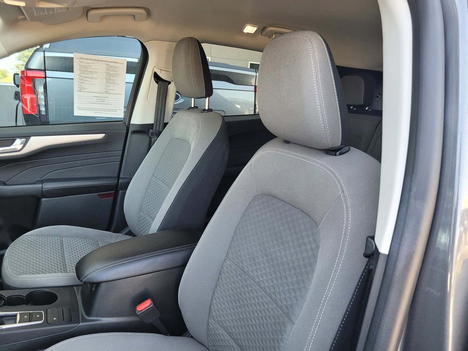 Certified 2021 Ford Escape SE w/ SE Sport Appearance Package FWD image 22
