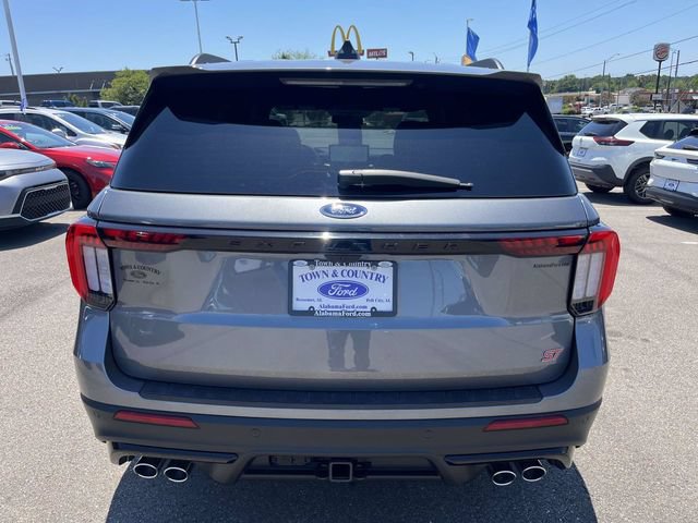 Certified 2025 Ford Explorer ST RWD image 4