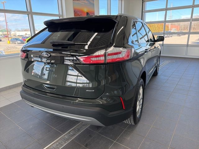 Certified 2024 Ford Edge SEL w/ Convenience Package AWD/4WD image 5