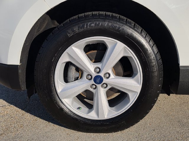 Certified 2020 Ford Edge SE FWD image 10