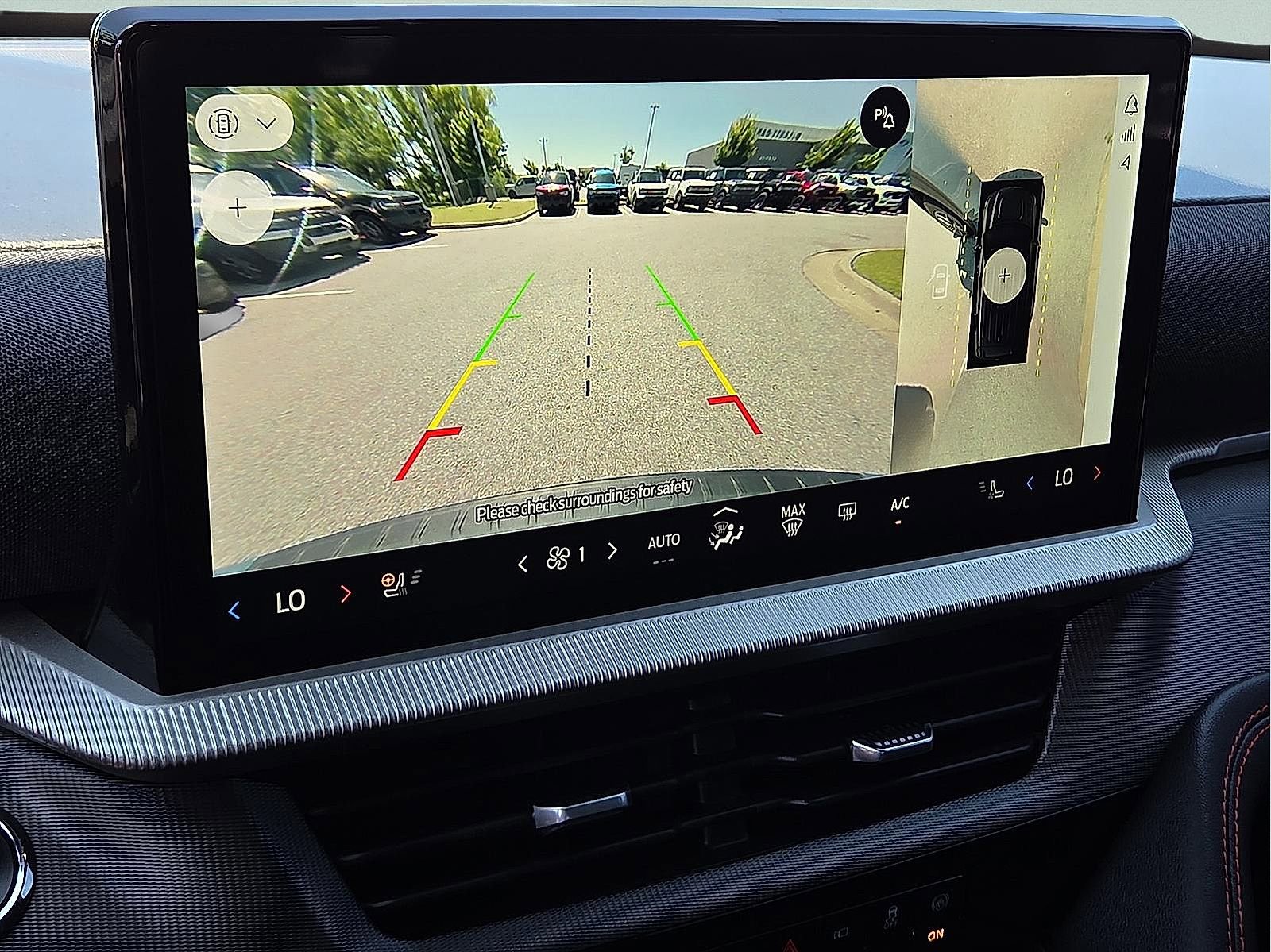 Certified 2025 Ford Explorer ST image 18