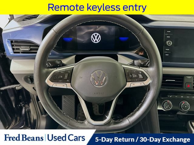 Used 2023 Volkswagen Taos SE AWD/4WD image 13