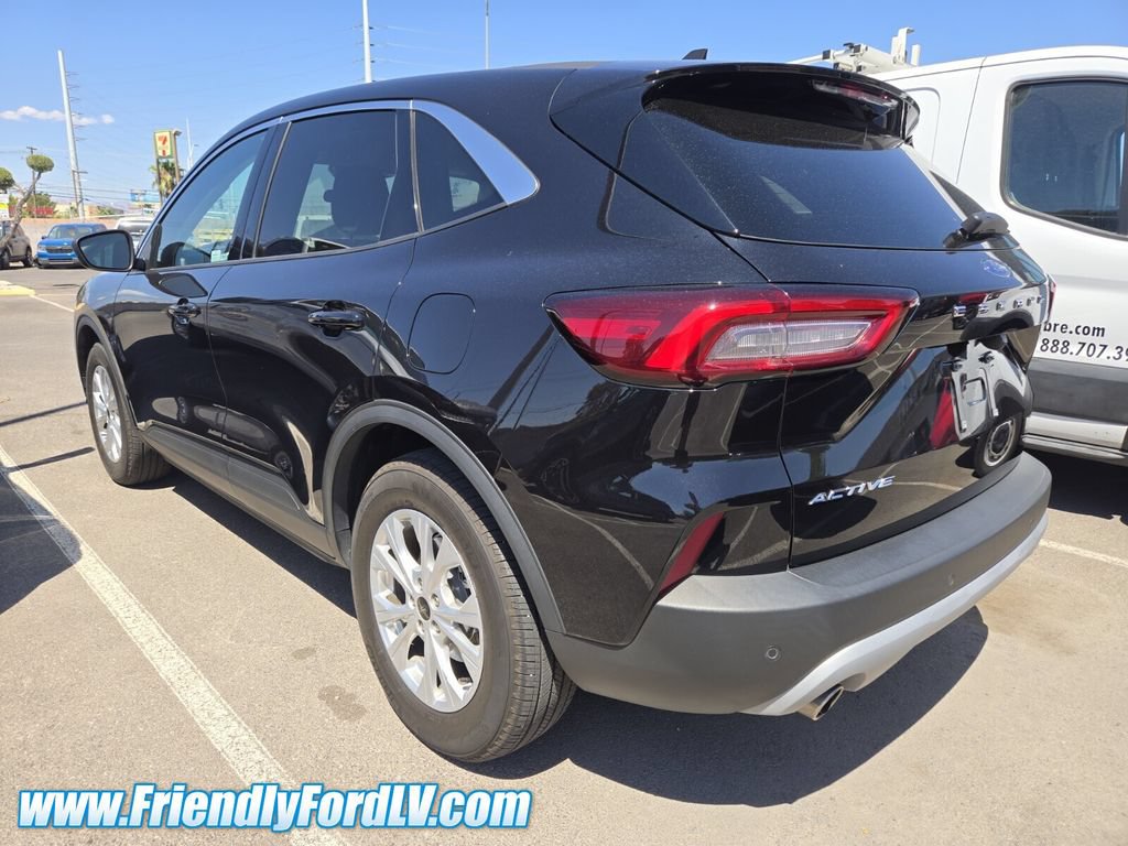 Certified 2024 Ford Escape Active w/ Tech Pack #1 FWD image 2
