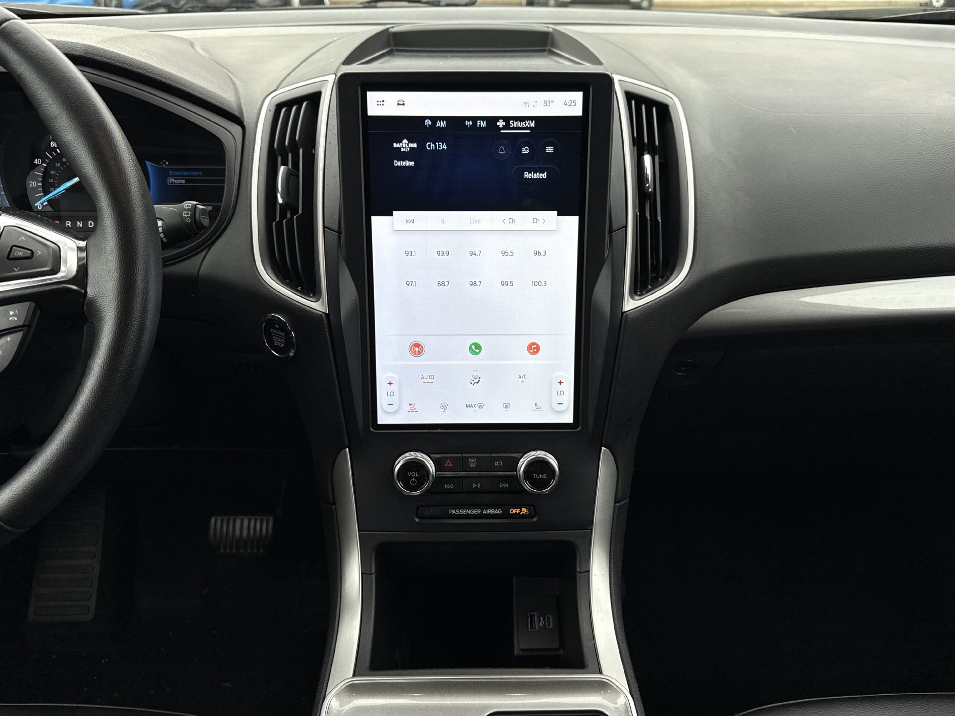 Certified 2023 Ford Edge SEL w/ Convenience Package AWD/4WD image 4