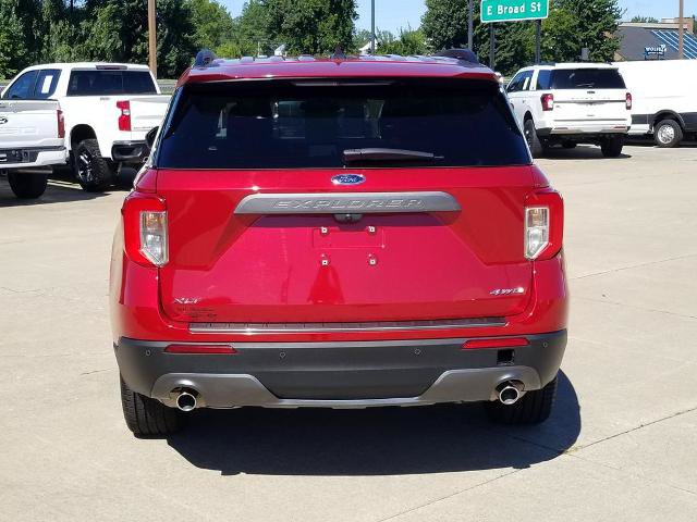 Certified 2024 Ford Explorer XLT w/ Equipment Group 202A AWD/4WD image 3