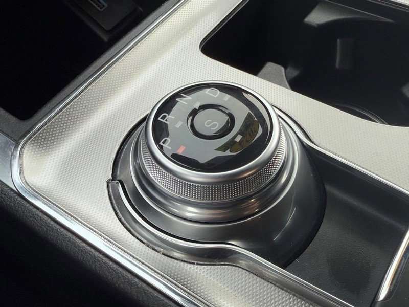 Certified 2024 Ford Edge ST w/ Equipment Group 401A image 25