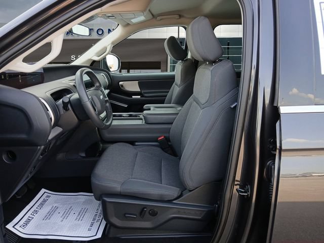 Certified 2025 Ford Expedition Max Active RWD image 9