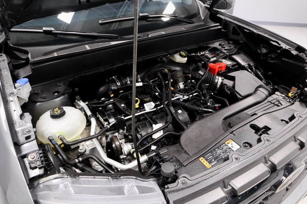 Certified 2024 Ford Maverick Lariat w/ Black Appearance Package image 19