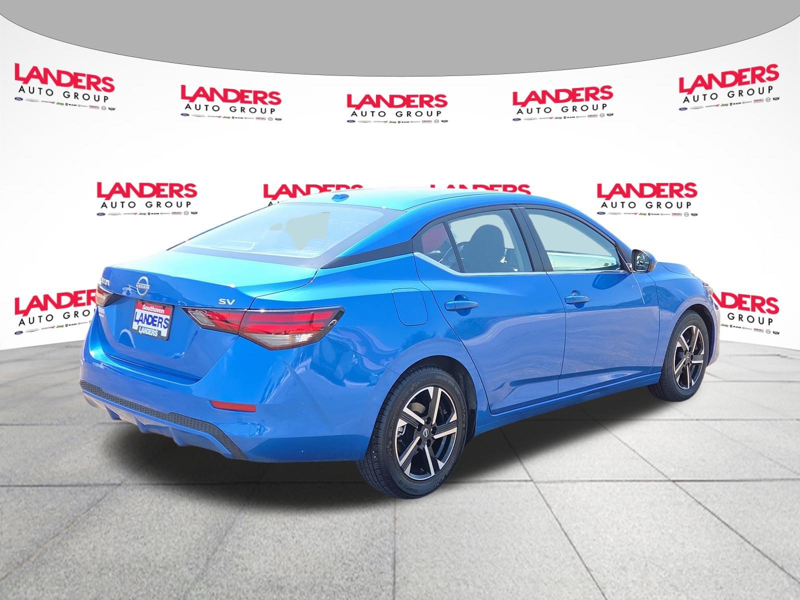 Used 2024 Nissan Sentra SV FWD image 3