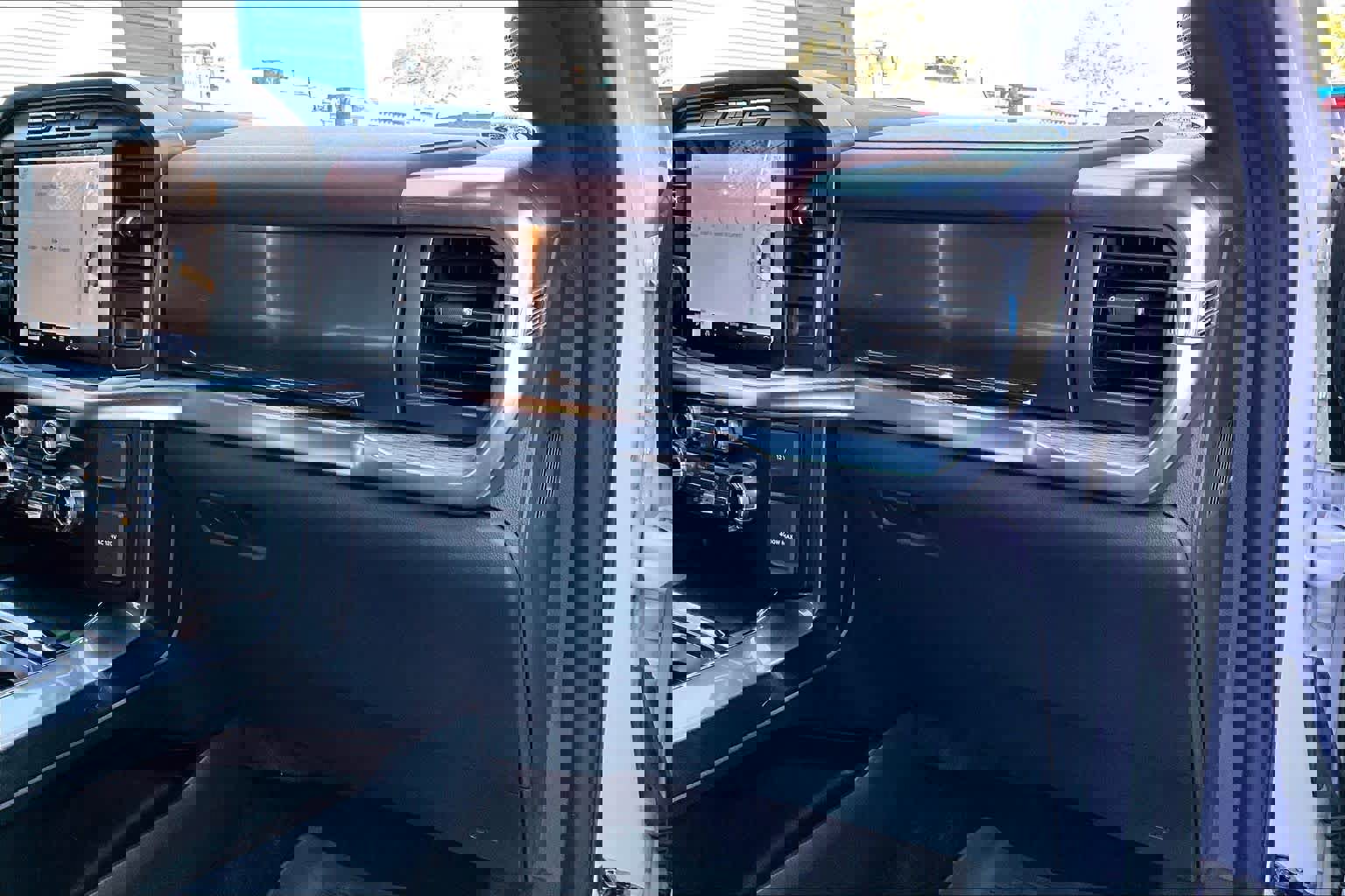 Certified 2022 Ford F150 Lariat image 19