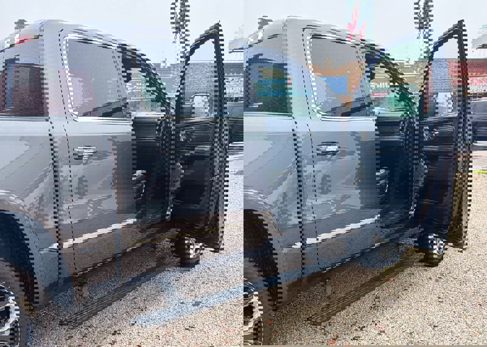 Used 2020 RAM 1500 Limited image 17