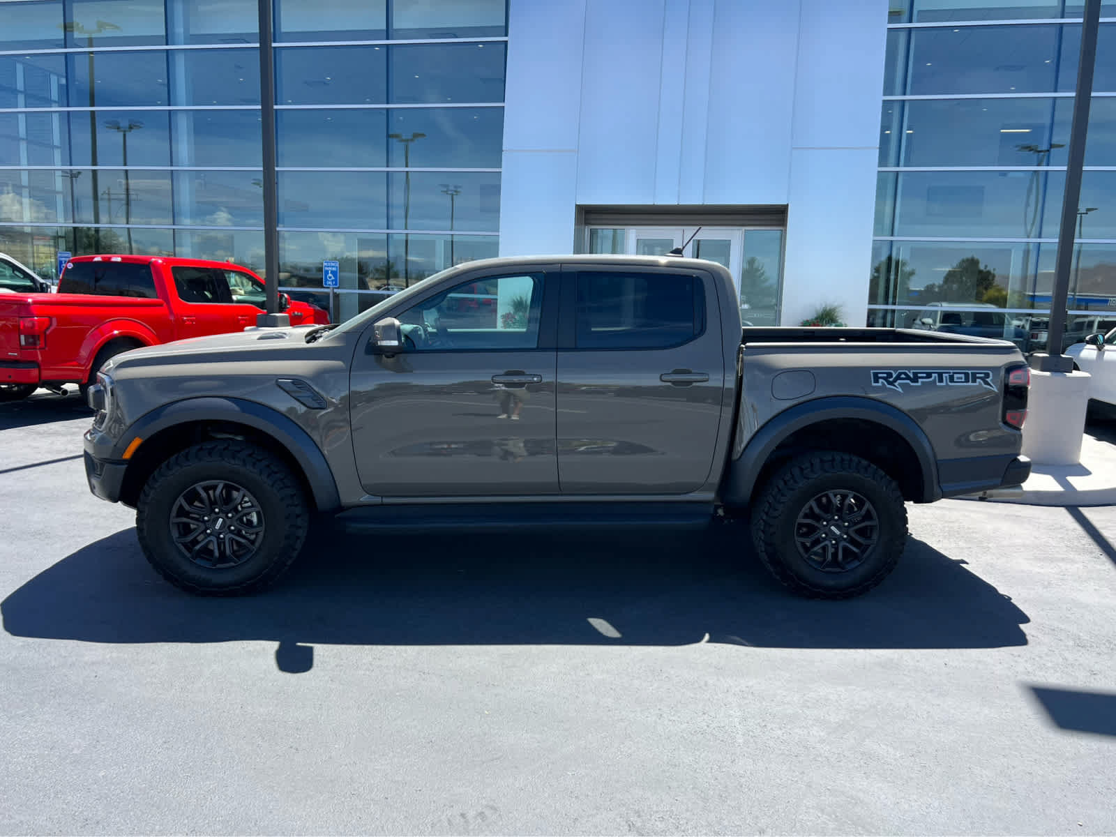 Certified 2025 Ford Ranger Raptor AWD/4WD image 12