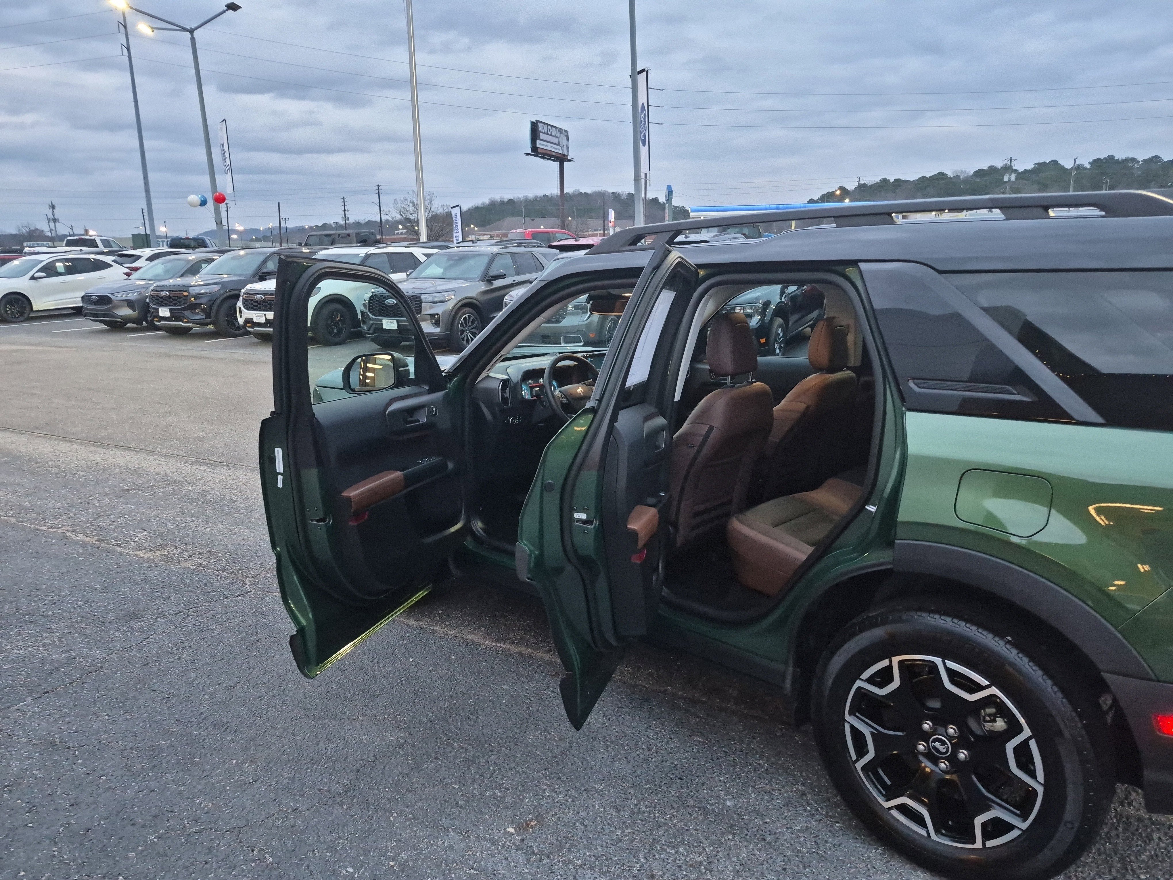 Certified 2025 Ford Bronco Sport Outer Banks w/ Outer Banks Tech Package+ image 14