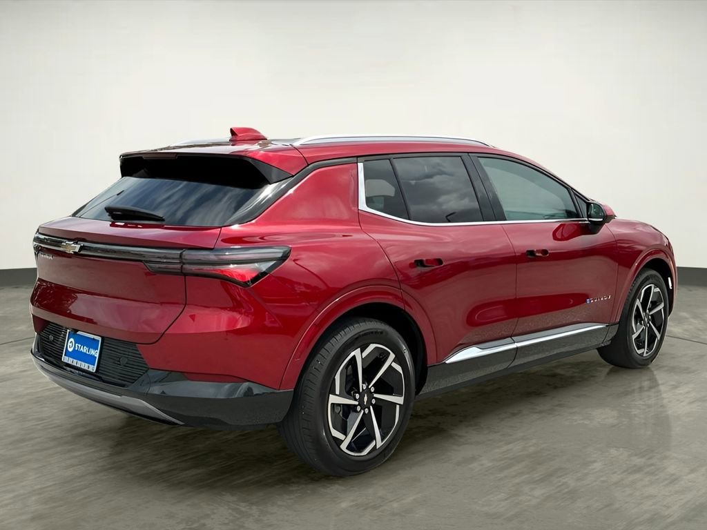 Used 2025 Chevrolet Equinox EV LT w/ Convenience Package image 8