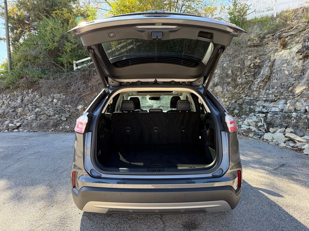 Certified 2022 Ford Edge SEL w/ Convenience Package image 9