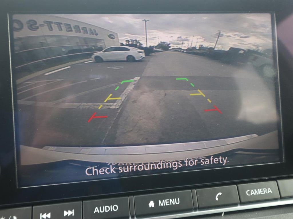 Used 2023 Nissan Rogue SV w/ SV Premium Package image 10