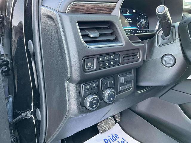 Used 2022 Chevrolet Suburban Z71 w/ Z71 Off-Road Package AWD/4WD image 16