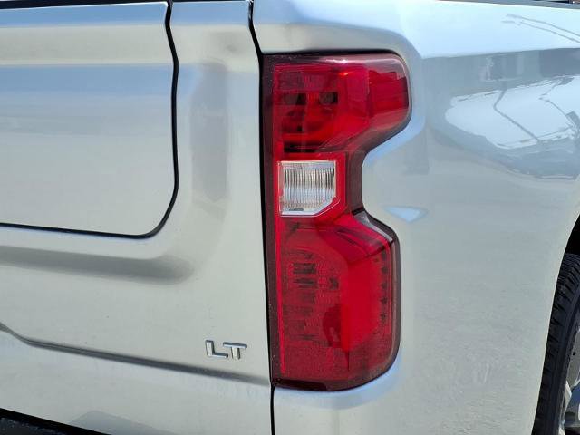 Used 2022 Chevrolet Silverado 1500 LT image 12