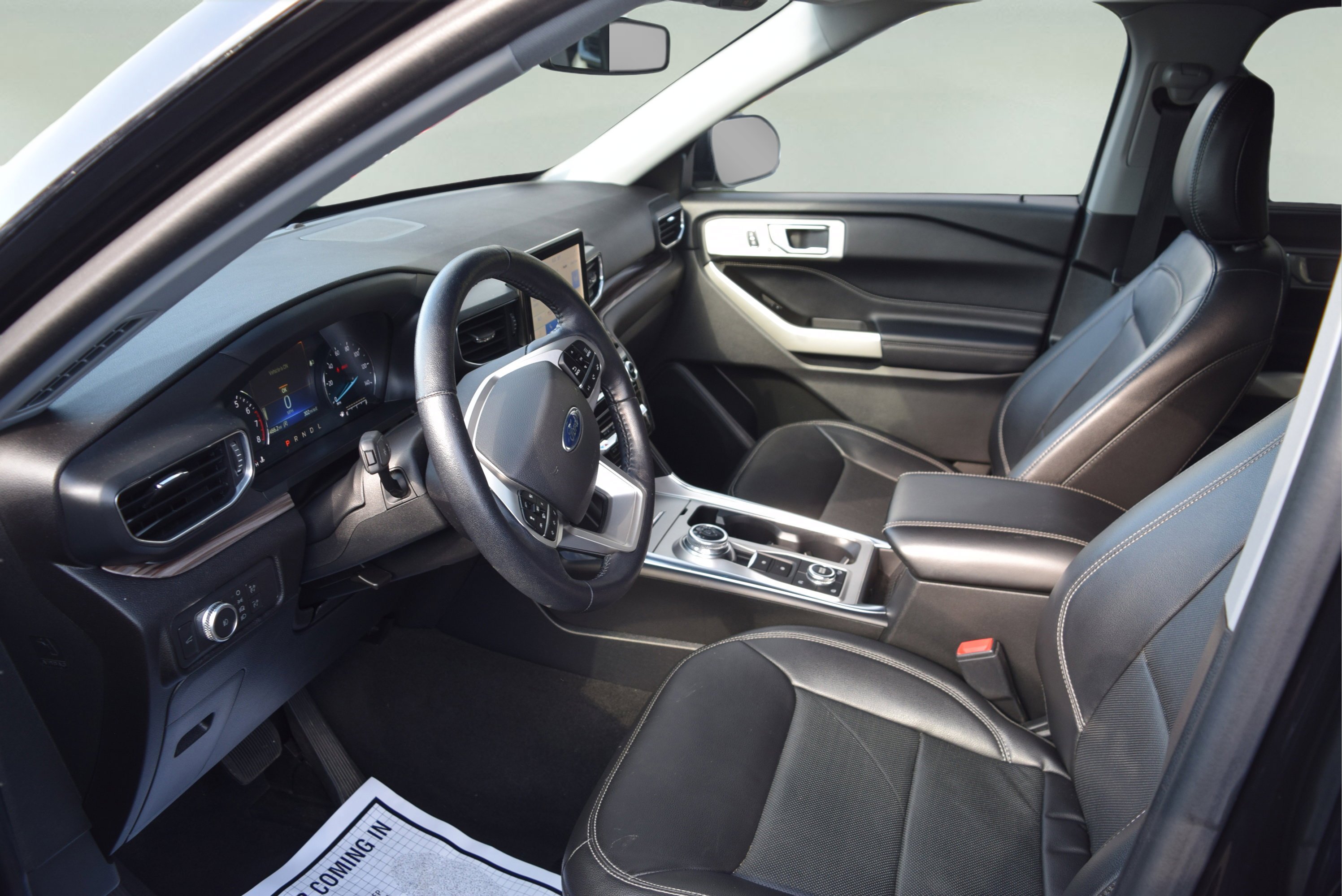 Certified 2022 Ford Explorer Limited AWD/4WD image 9