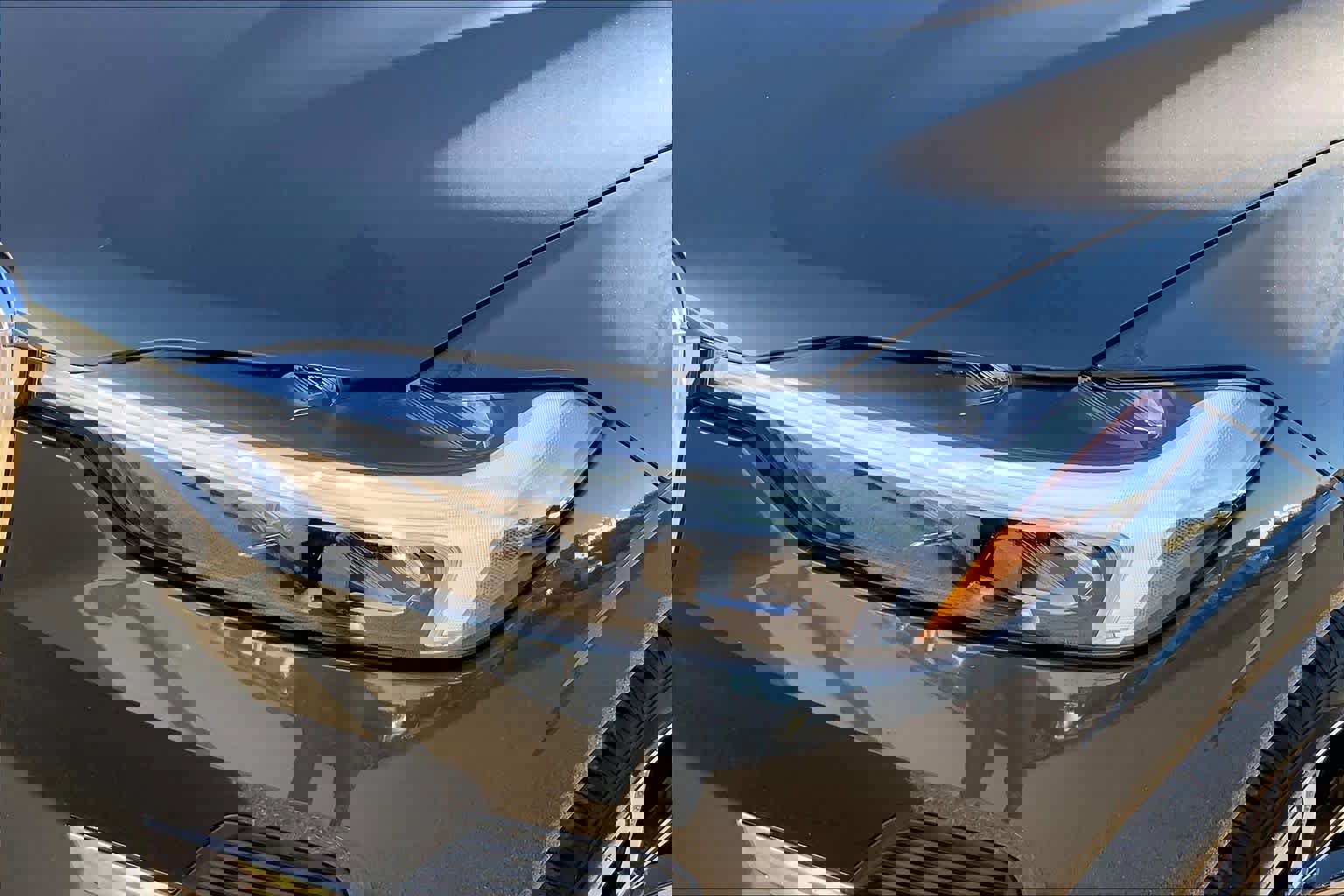 Used 2022 Volvo XC60 B5 Momentum w/ Protection Package Premier image 27