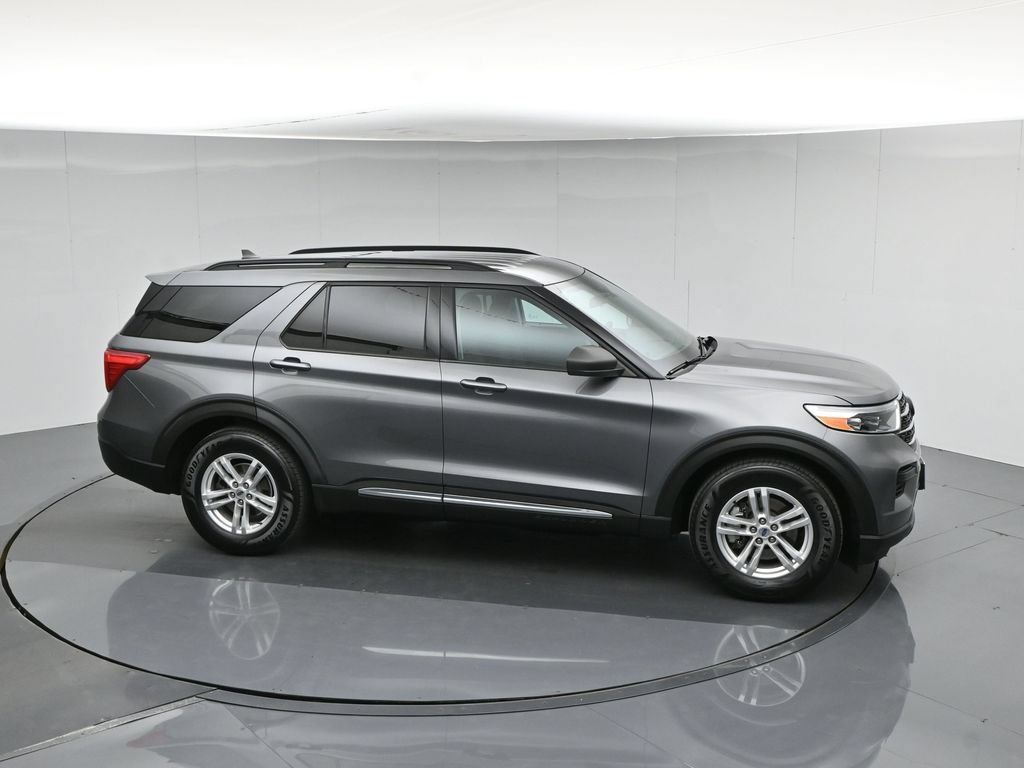 Certified 2021 Ford Explorer XLT RWD image 59