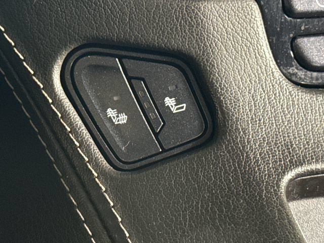 Used 2019 GMC Yukon SLT AWD/4WD image 37