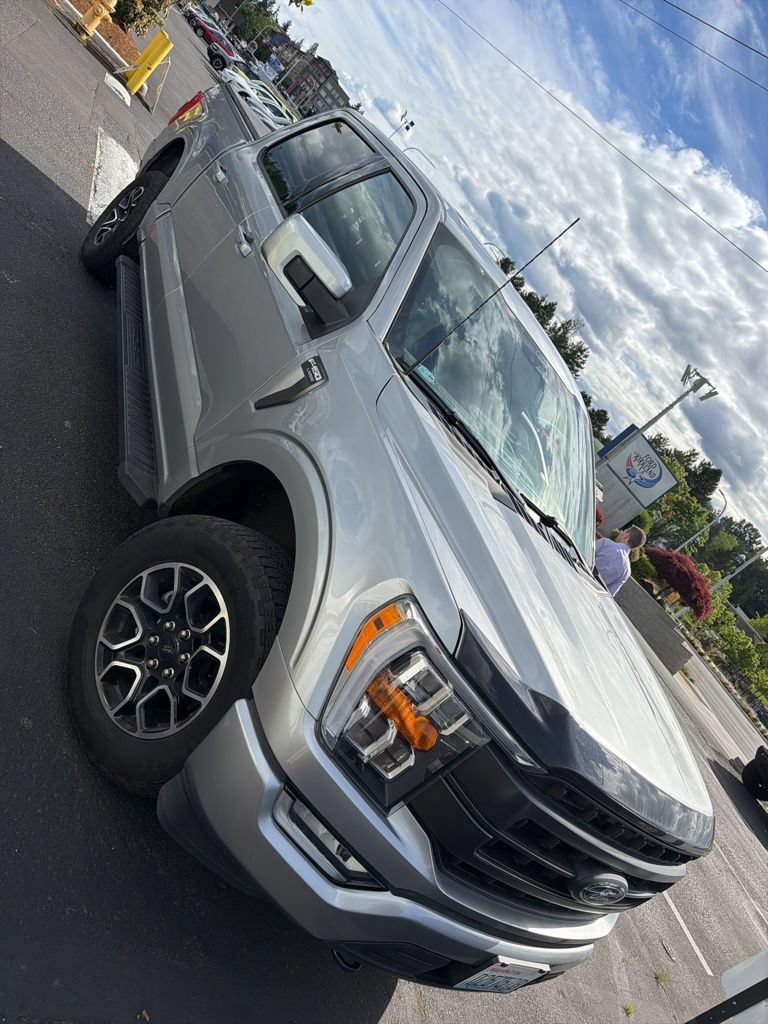 Certified 2022 Ford F150 Lariat w/ Max Trailer Tow Package AWD/4WD image 2