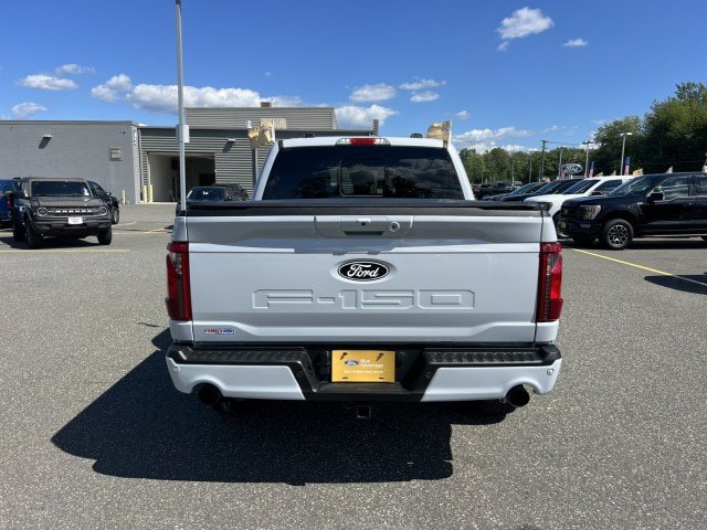 Certified 2025 Ford F150 XLT w/ Equipment Group 303A High AWD/4WD image 4