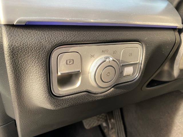 Used 2024 Mercedes-Benz GLE 450e 4MATIC image 17