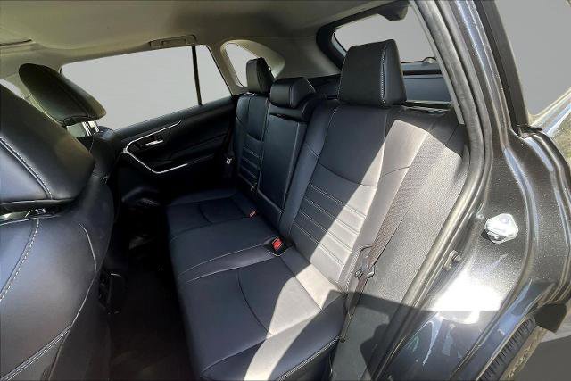 Used 2022 Toyota RAV4 XLE Premium AWD/4WD image 26